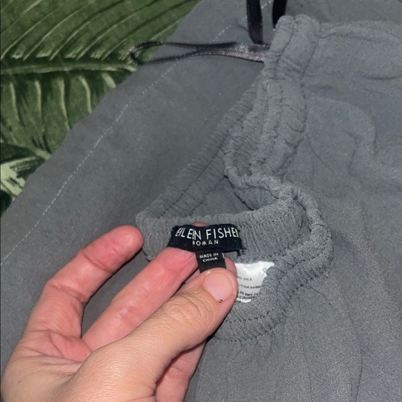 Eileen Fisher Silk Cropped Pants - Picture 8 of 8